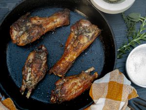 baked turkey wings with fresh herb rub