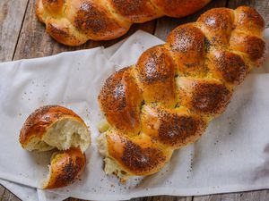 3-Egg Challah Bread