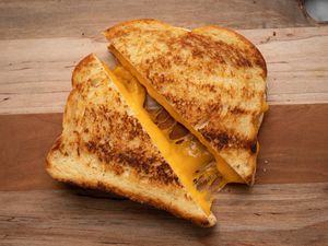 Grilled cheese sandwich pulled apart
