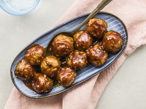 Honey garlic pork meatballs