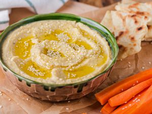 Hummus with sesame oil