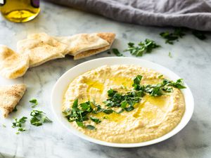 Hummus With Tahini recipe