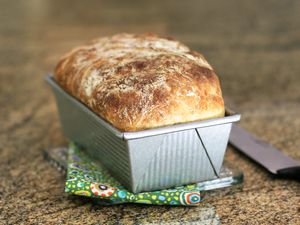 No Knead Bread in Loaf Pan