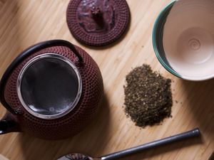 Loose leaf tea brewing accessories