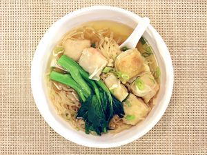 Chinese Wonton Soup Noodles