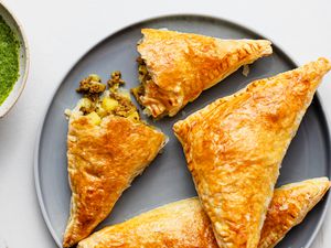 Indian Curry Puffs
