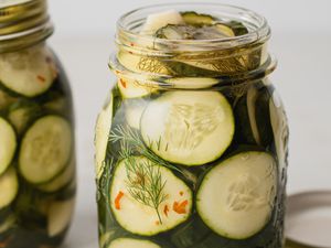 One day refrigerator pickles